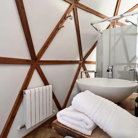 Domocantabria, Cupula Experiencias Holiday home Sobremazas