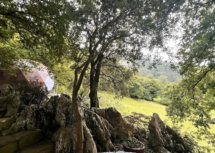 別荘 Domocantabria Sobremazas